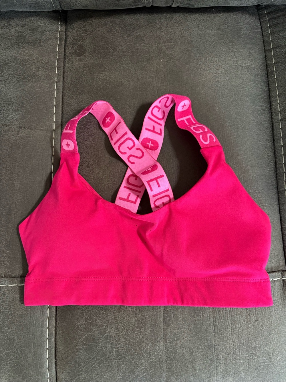 FIGS Sports Bra Womens Small Pink Crossback Logo Strap Yoga Athletic Top